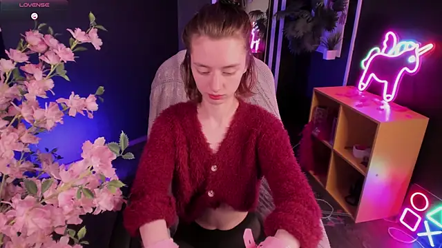 Pretty Victoria online show from April 2026 10:46:01 AM