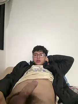 jossmacsi online show from May 2026 04:51:01 AM