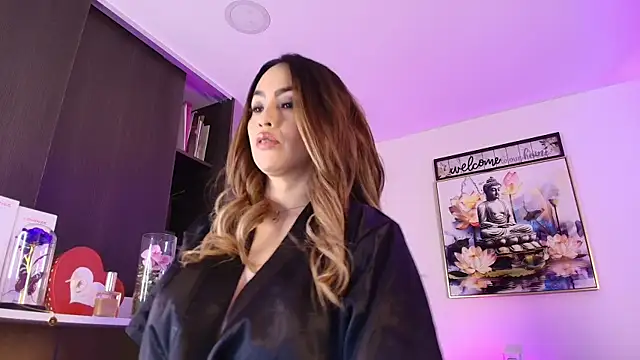 Katalina Alvarezz online show from June 2026 07:12:01 PM