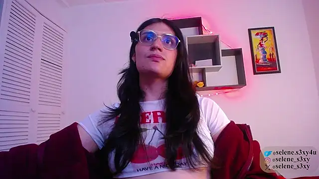 selene cutie online show from March 2026 11:53:02 PM