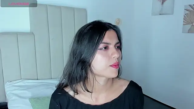 Zoee Kravitz online show from May 2026 12:19:02 AM