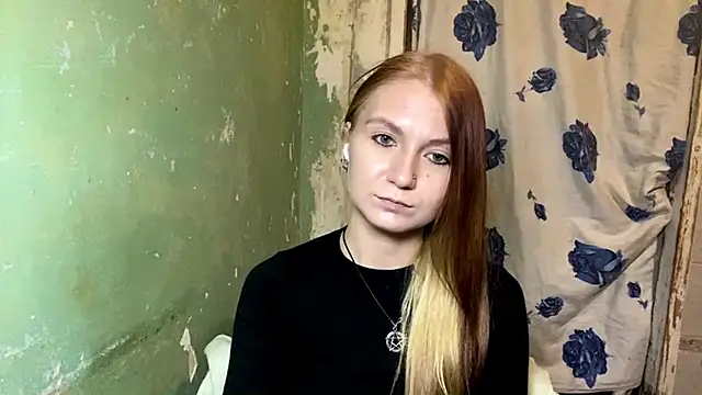 Lollybomb online show from April 2026 08:57:02 PM