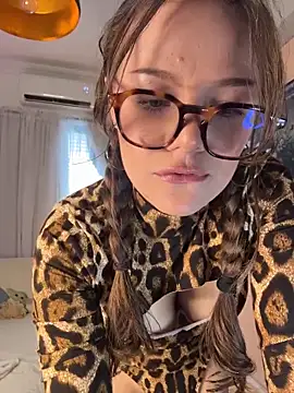 Tallulah Kinky online show from April 2026 08:57:02 PM
