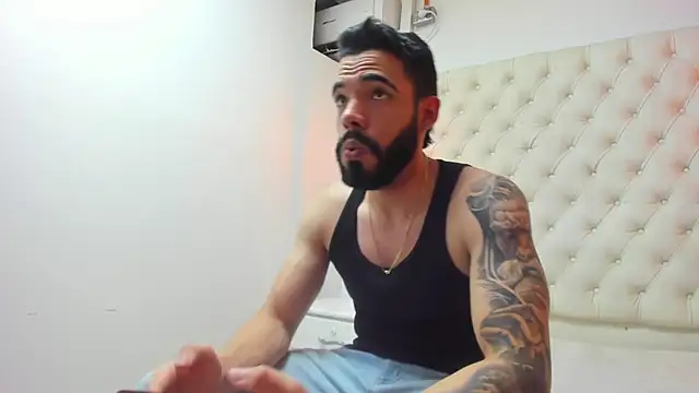 JEAN LEWIS2 online show from April 2026 07:26:01 PM