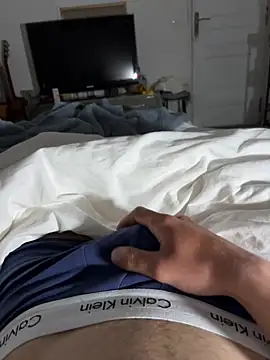 Elian0406 online show from April 2026 08:26:01 PM