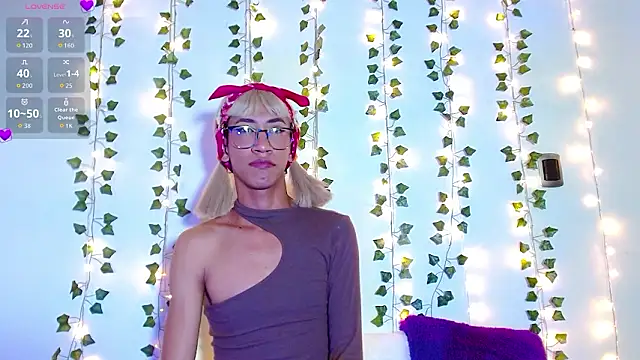 Andrea Nx online show from March 2026 06:57:02 PM