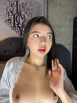 LolliePopsXXX online show from April 2026 01:04:02 PM