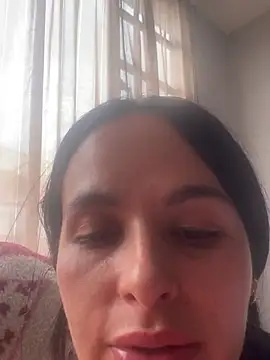 leila moretti online show from May 2026 04:37:01 PM