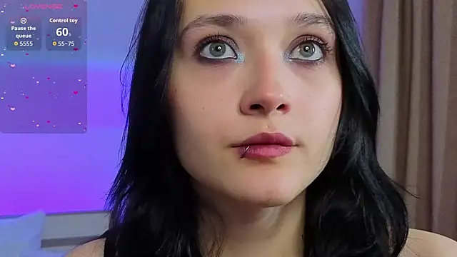 DarcyBlackwood online show from April 2026 01:52:01 AM