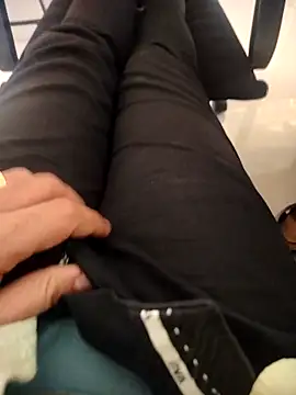 Snapshot of akklfbbdb chatting on March 2026 08:39:02 AM akklfbbdb online show from March 2026 08:39:02 AM