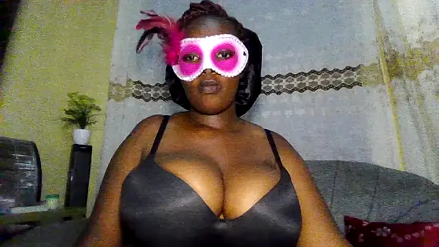 Snapshot of Milky_Titts chatting on May 2026 12:33:01 PM Milky Titts online show from May 2026 12:33:01 PM