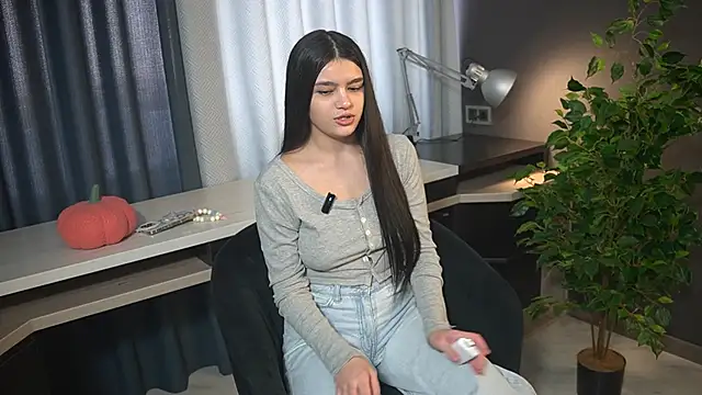 DevoraHondel online show from March 2026 08:20:01 AM