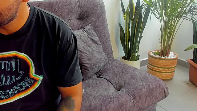 Snapshot of Ethan_Ryder_ chatting on March 2026 01:18:01 PM Ethan Ryder online show from March 2026 01:18:01 PM