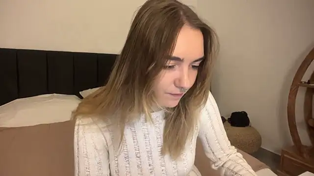 RoxyWet online show from April 2026 01:33:02 PM