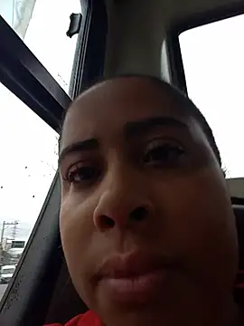 gatinha20257 online show from May 2026 03:07:01 PM