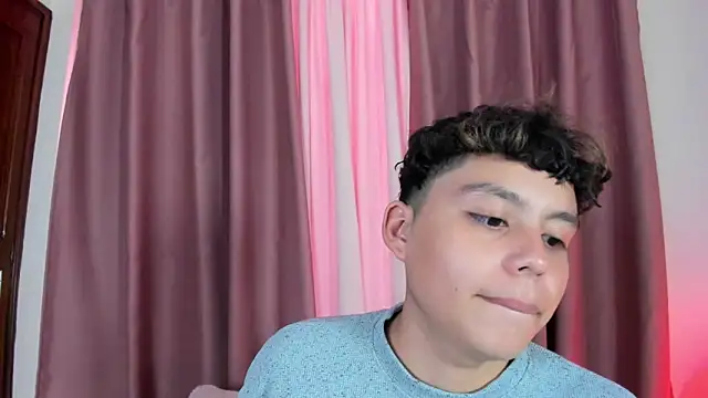 chico medusa online show from March 2026 08:23:01 PM