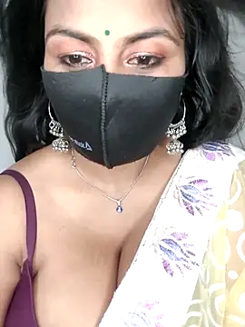 hot8178 online show from April 2026 04:55:01 PM