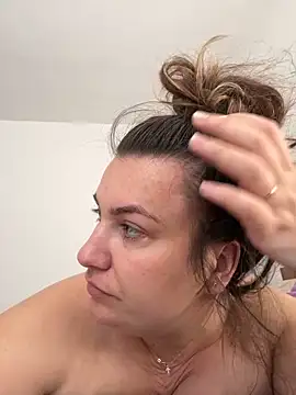 SweetCurvess online show from May 2026 07:35:02 AM