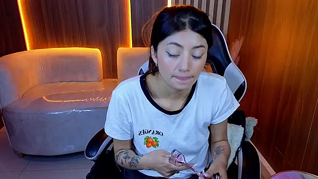Lia queen tx online show from June 2026 03:07:02 AM