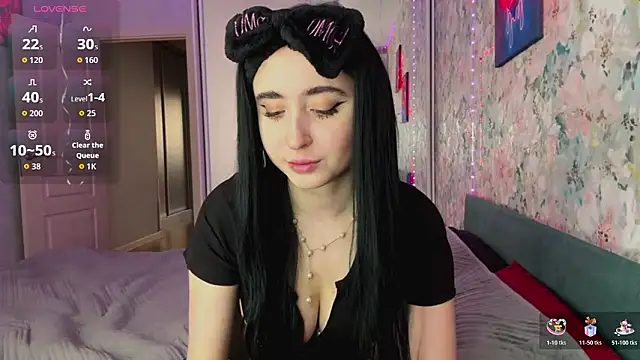 LizzyMooore online show from March 2026 11:13:01 AM