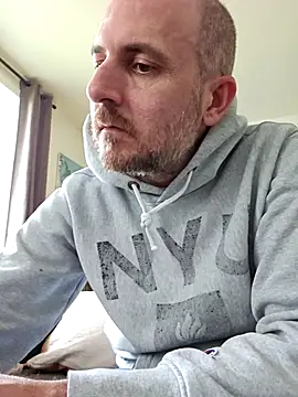 dufatcock online show from April 2026 02:25:02 PM