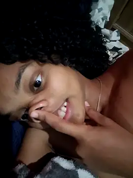 marialuiza2027 online show from April 2026 06:16:01 PM