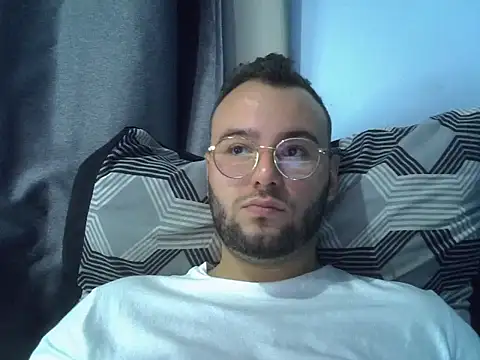 piazaocwb23 online show from April 2026 02:51:02 AM