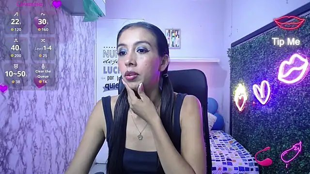 Snapshot of sandra_petite19 chatting on July 2026 04:03:02 AM sandra petite19 online show from July 2026 04:03:02 AM