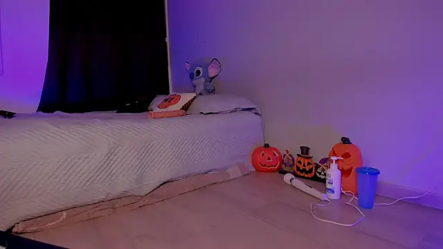 kristy bennet online show from October 2025 03:20:01 AM