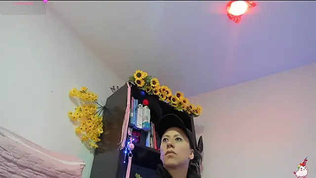 ItsAmara online show from June 2026 12:59:01 PM