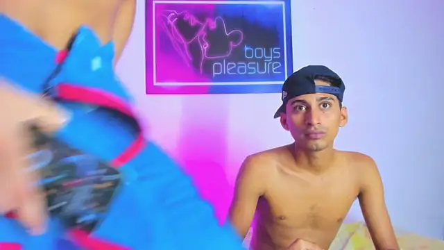 Boys xxx  online show from April 2026 12:41:01 PM