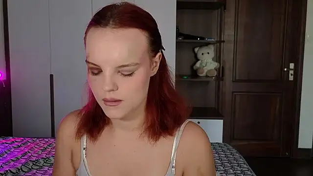 mollybossy online show from June 2026 12:48:02 AM