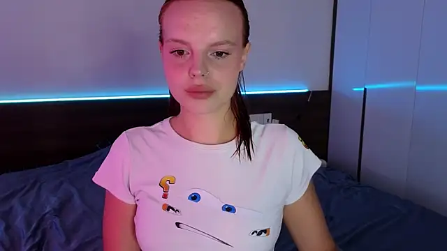 mollybossy online show from July 2026 12:14:02 AM