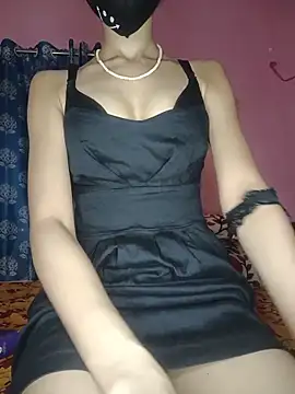 tina2005 online show from May 2026 01:08:01 PM