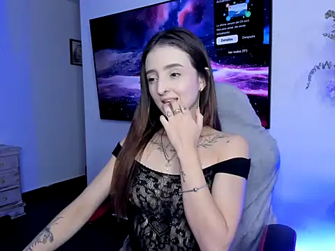 Lilyt Cooper online show from April 2026 10:08:01 AM