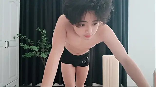 ZH-HUAHUA online show from March 2026 06:30:01 AM