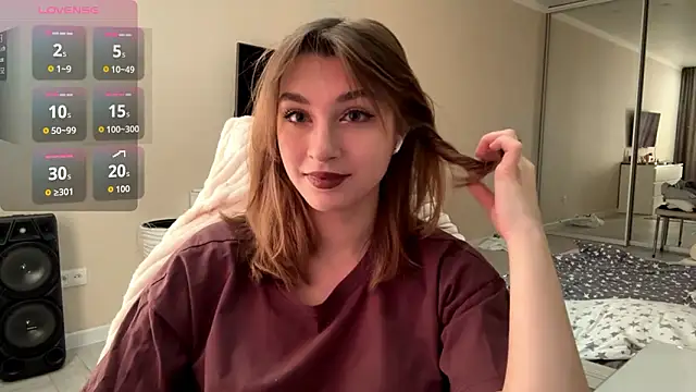 Olivia 132 online show from March 2026 10:43:02 AM