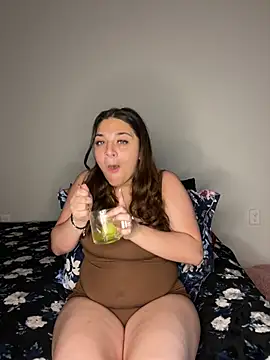 treasurebabii online show from June 2026 09:24:01 PM