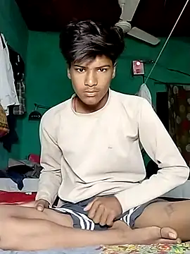 Snapshot of pandey_ji_ka_beta_hu chatting on March 2026 08:10:01 PM pandey ji ka beta hu online show from March 2026 08:10:01 PM