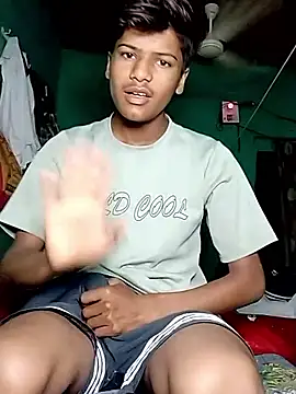 Snapshot of pandey_ji_ka_beta_hu chatting on April 2026 10:42:02 PM pandey ji ka beta hu online show from April 2026 10:42:02 PM