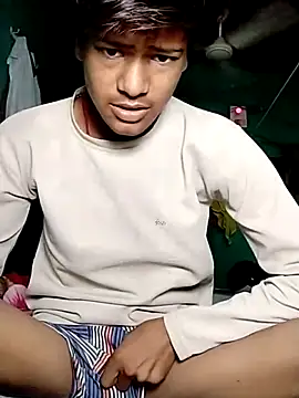 Snapshot of pandey_ji_ka_beta_hu chatting on April 2026 10:21:02 PM pandey ji ka beta hu online show from April 2026 10:21:02 PM