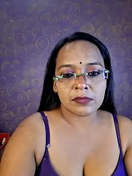 hornyrosy321 online show from June 2026 12:32:02 AM