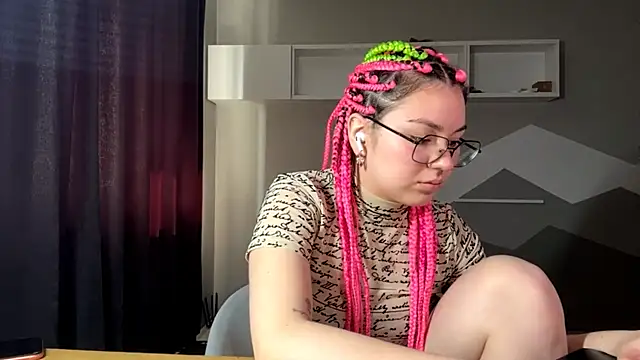 KlairRoms online show from March 2026 08:07:01 AM