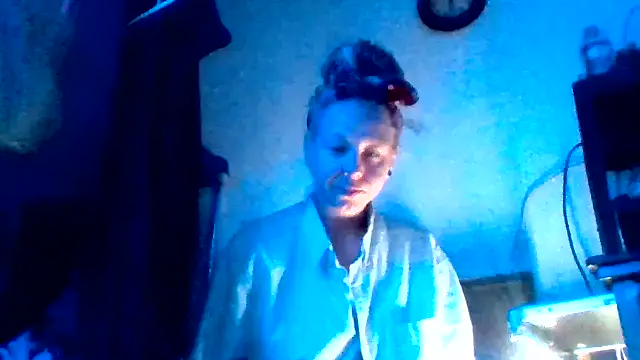 Snapshot of Ambionce chatting on June 2026 07:05:01 PM Ambionce online show from June 2026 07:05:01 PM