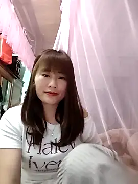 Lucxy-ki6 online show from March 2026 01:25:01 PM