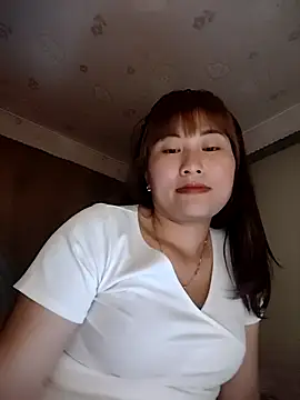 Lucxy-ki6 online show from April 2026 02:59:01 PM