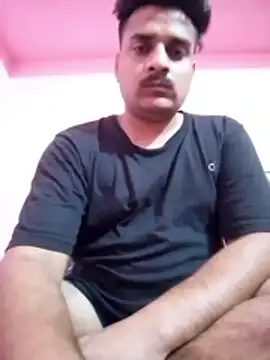 Decentlover67 online show from May 2026 03:40:02 PM