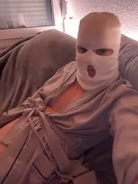 Heatofhooney online show from March 2026 05:46:01 PM