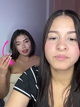 Snapshot of DanielaZavarce_ chatting on April 2026 05:24:01 AM DanielaZavarce online show from April 2026 05:24:01 AM