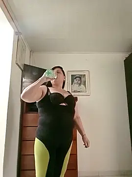 Ladygreeneyes online show from May 2026 06:26:01 PM